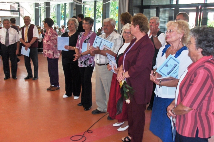 Nyugdíjastalálkozó Sásdon 2012.05.26.