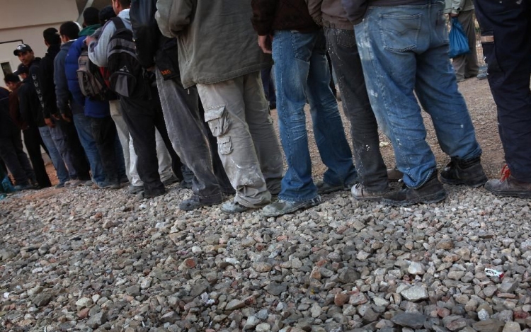 Lezárhatják a déli határt a bevándorlók előtt